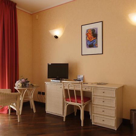 Serravalle Golf Hotel Serravalle Scrivia Εξωτερικό φωτογραφία